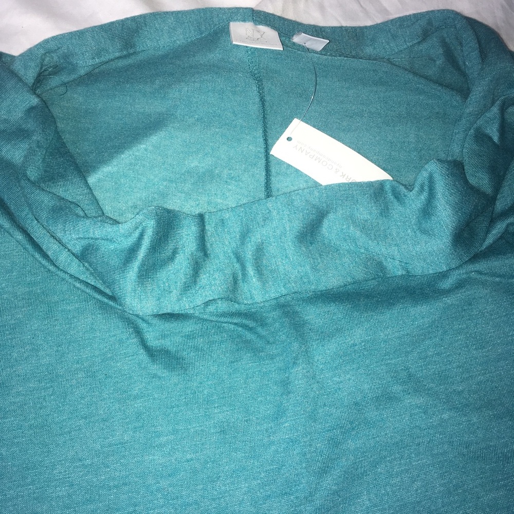 NY&C  lightweight green cowl knitted top - Picture 6 of 8